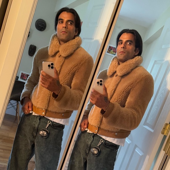 Coach real lamb shearling with leather trim jacket. - Picture 3 of 12